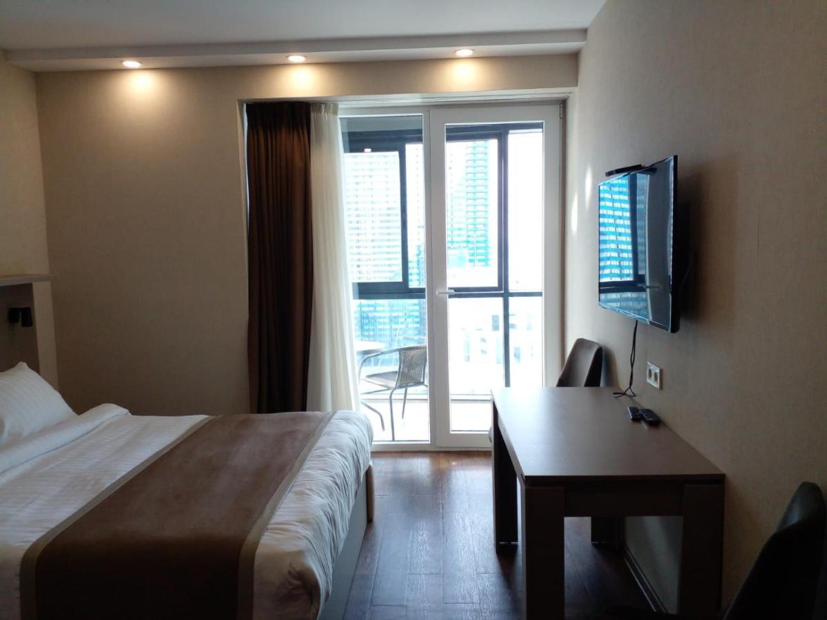 Aphrodite Apartments 바투미 외부 사진