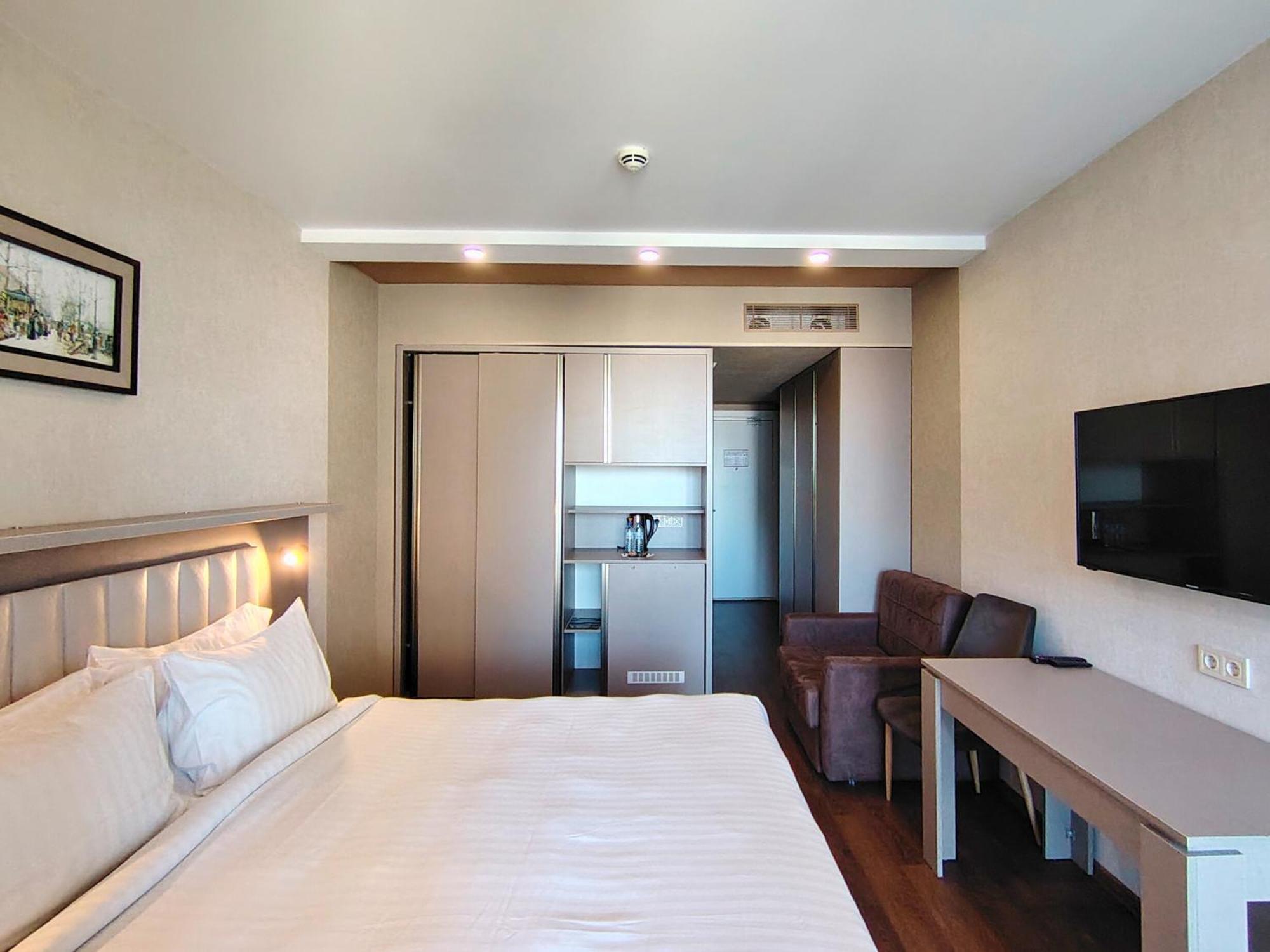 Aphrodite Apartments 바투미 외부 사진